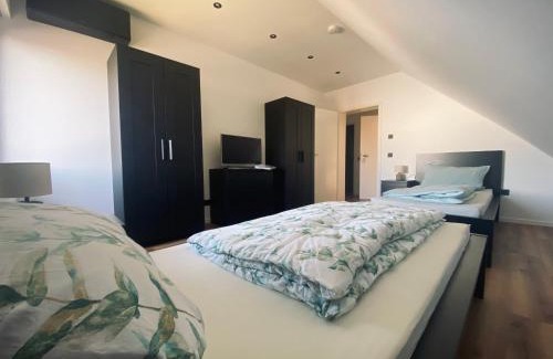 Dormagen House | Montihaus Gäste & Monteurzimmer