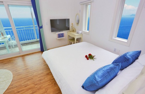 Namhae House | Montmarter Pension