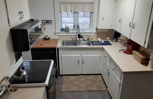 Montpelier House | Montpelier 3 bedroom house located on Terrace St a 5 min walk to downtown.