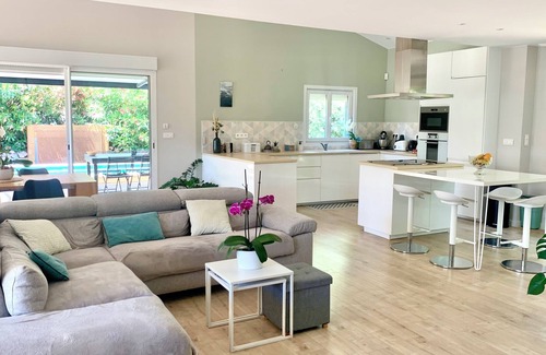 Le Cres Villa | Montpellier-Le Crès, villa, swimming pool, quiet, good location, residential area