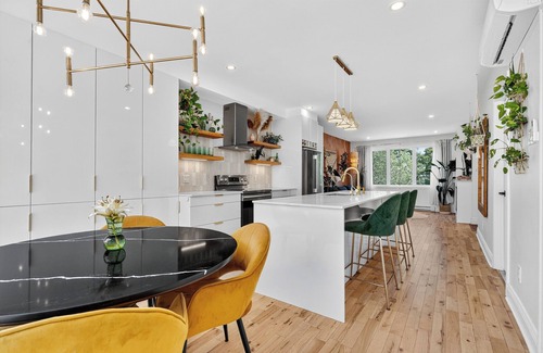 Montreal Condo | Montreal gem: 3 bedroom home in Verdun with parking across from the water/trails