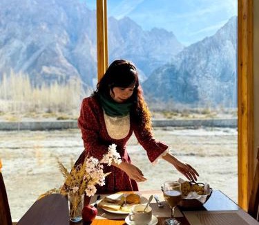 Hunza Hotel | Montvale Resort