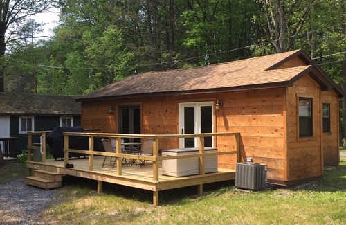 Moon Lake Cottages Cabin | Moon Lake Cottage, Ashland PA