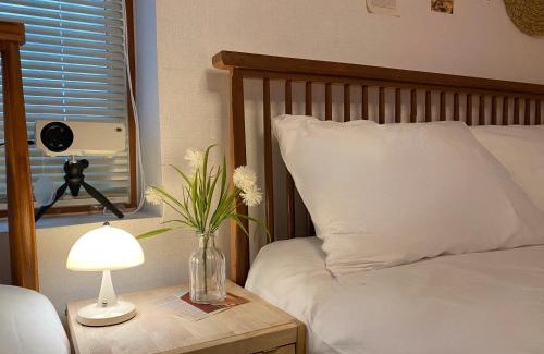 Suyeong-Gu House | MoonDal Stay