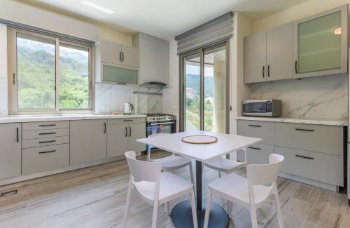 Duhur ash Shuwayr Apartment | Moonlight 2BR In Ain Saade