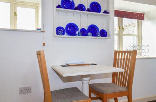 Truro House | Moonlight