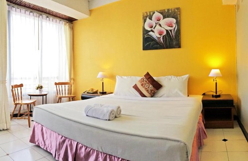 Nai Mueang Hotel | Moonlight House