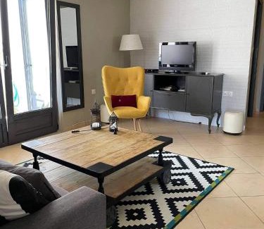 Lesvos Apartment | Moonstone house B