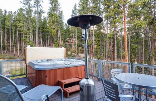 Breckenridge Heights House | Moonstone Modern by Great Western Lodging