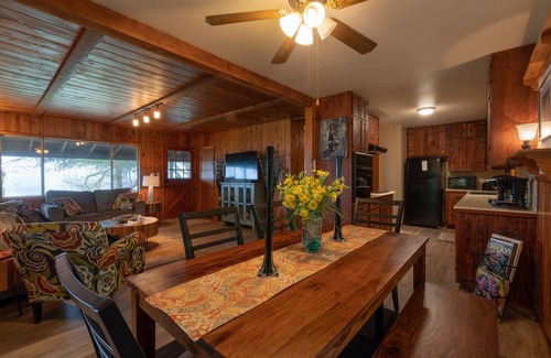 Gold Hill House | moonville retreat A little home with a winery view