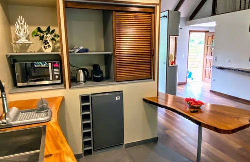 Pihaena Ski Chalet | MOOREA - JUST CHILL INN
