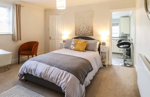 Bray on Thames Apartment | MOORFIELD TERRACE in Maidenhead