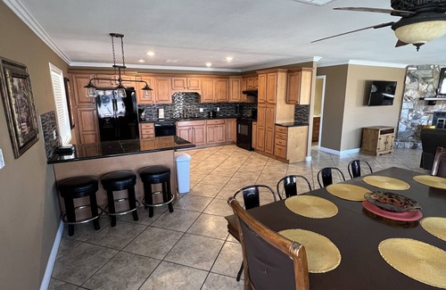 Parker Strip House | Moovalya Keys Parker AZ with its own boat dock