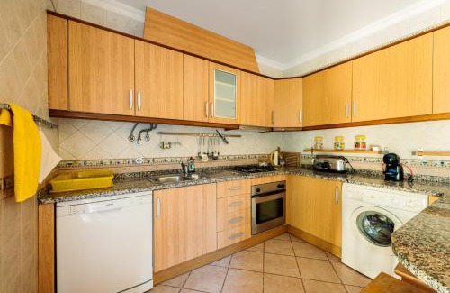 Carrapateira Villa | Moradia T3 Com Terraço Solarengo