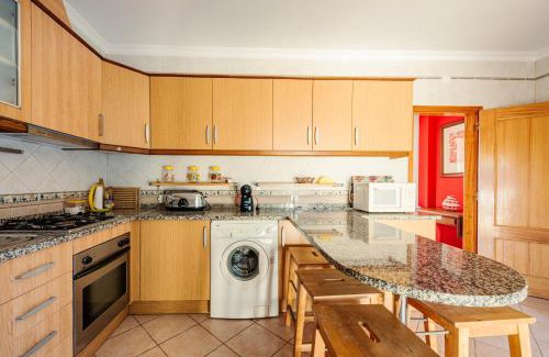 Carrapateira Villa | Moradia T3 Com Terraço Solarengo