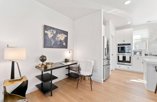 Park City House | Mordern up scale town home 13 minutes from down town Park City.