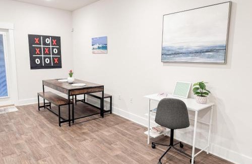 Pine Forest Apartment | morii - townhome with pool