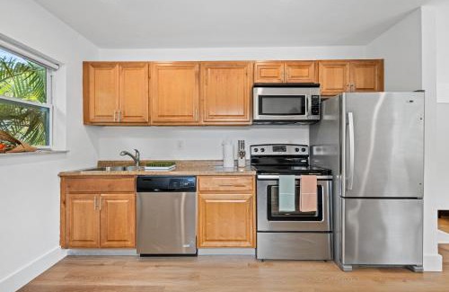 Sailboat Bend Apartment | Morning Sunshine @Sailboat Bend