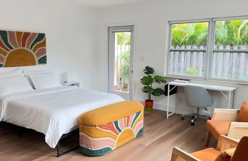 Sailboat Bend Apartment | Morning Sunshine @Sailboat Bend