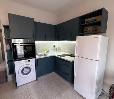 Nea Peramos Apartment | MosHouse Apartment ! 2 Bedrooms Apartment!