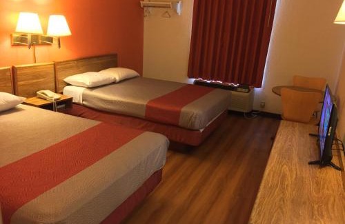 Arkadelphia Hotel | Motel 6-Arkadelphia, AR