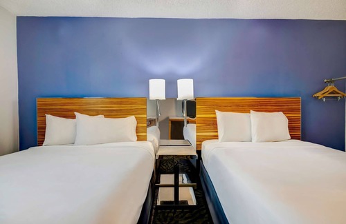 Central Arlington Hotel | Motel 6 Arlington, Tx – Entertainment District