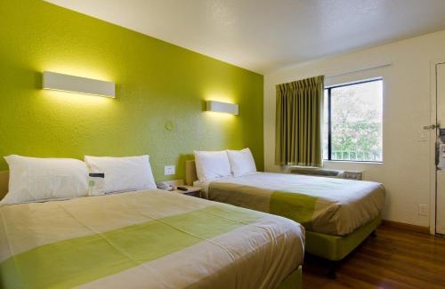 Camp Springs Hotel | Motel 6-Camp Springs, DC - South Camp Springs