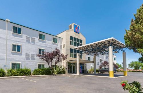 Cedar City Hotel | Motel 6-Cedar City, UT