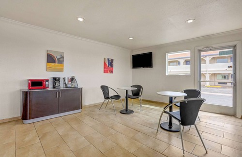 Clovis Hotel | Motel 6 Clovis, NM