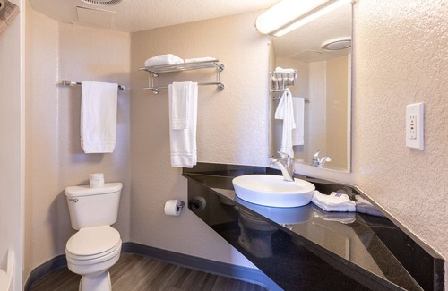 Fort Lupton Hotel | Motel 6 Fort Lupton, CO