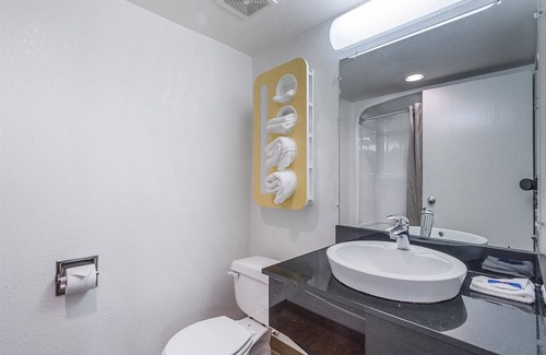 Kokomo Hotel | Motel 6 Kokomo, IN