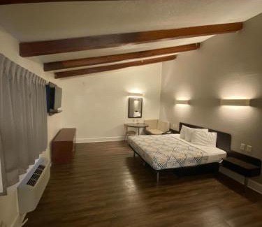 Manchester Hotel | Motel 6 Manchester TN