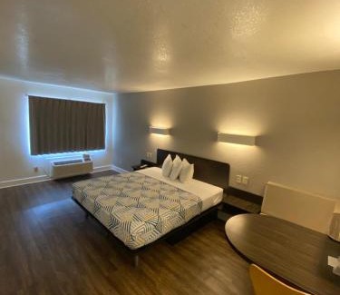 Manchester Hotel | Motel 6 Manchester TN