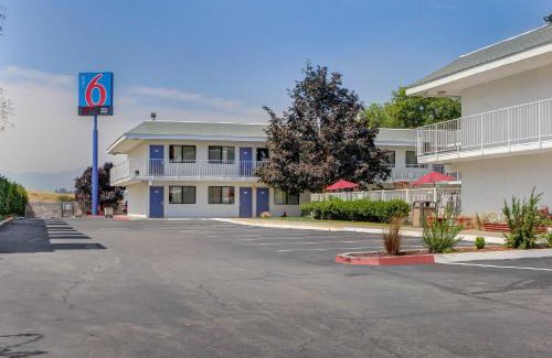 Medford Hotel | Motel 6-Medford, OR