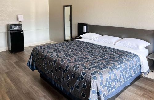 Monroe Hotel | Motel 6-Monroe, LA