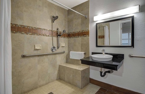 Ontario Hotel | Motel 6 Ontario, CA - Convention Center - Airport