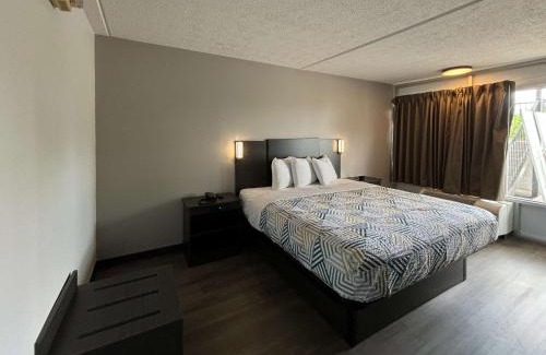 Richmond Hotel | Motel 6 Richmond, KY EKU Campus Area