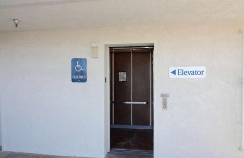 Twentynine Palms Hotel | Motel 6-Twentynine Palms, CA