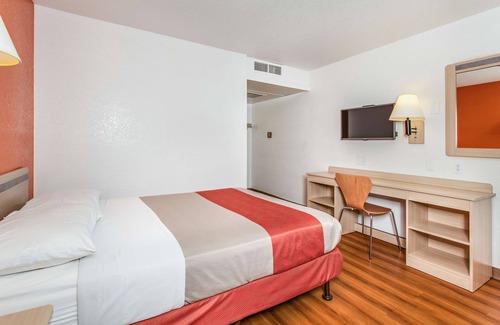 Nut Tree Hotel | Motel 6 Vacaville, CA