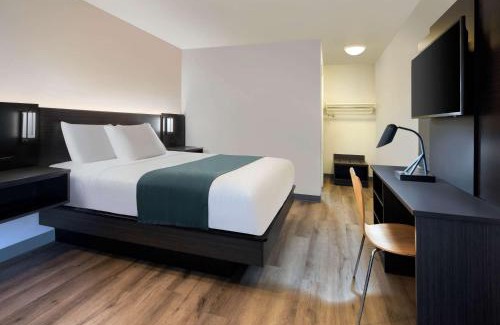 Woodland Hotel | Motel 6-Woodland, CA Sacramento Airport