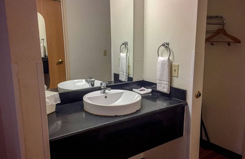 Woodway Hotel | Motel 6 Woodway, TX