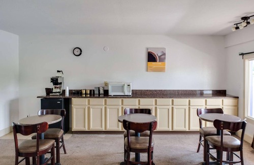 Monroe Hotel | Motel 75 Monroe