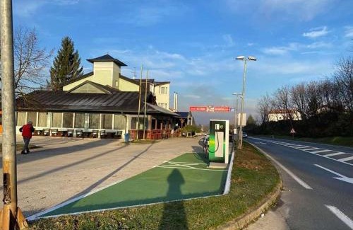 Karlovac Hotel | Motel Kod Bakija
