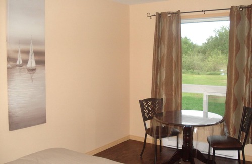 Baie Sainte-Catherine Hotel | Motel La Maison de Travers