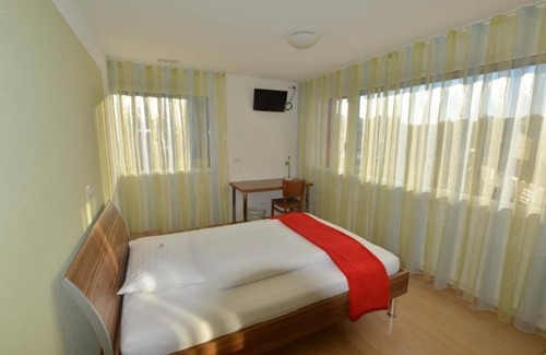 Wollerau Hotel | Motel Mühle Wollerau