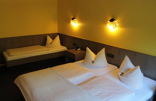 Nikolassee Hotel | Motel & Rasthof Grunewald