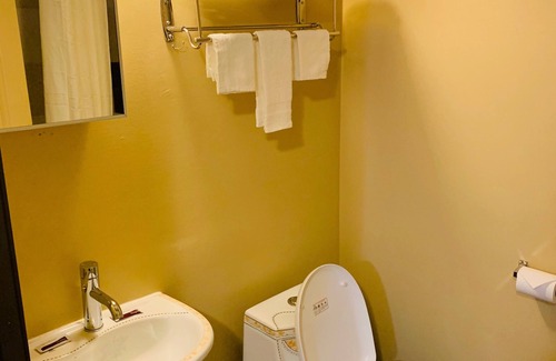 Melvindale Hotel | Motor City Inn & Suites