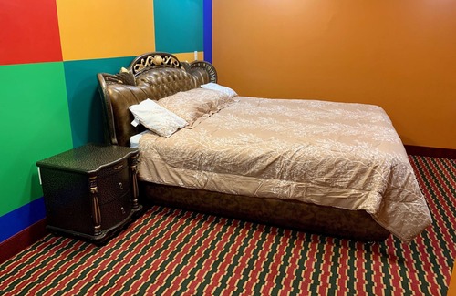 Melvindale Hotel | Motor City Inn & Suites
