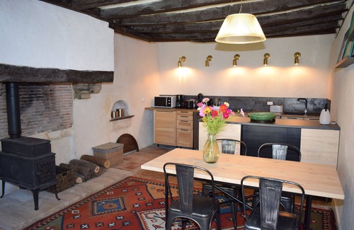 Loche-sur-Indrois House | Moulin des Arts, Natural site, eco-friendly, and powered by renewable energy.