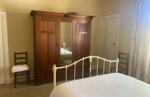 Charleston House | Mount Charles Homestead